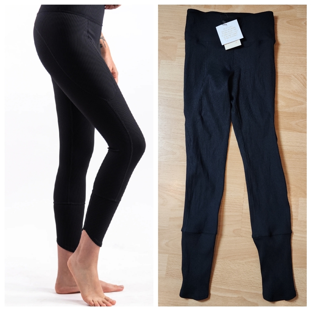 NWT Undercover Hippie Black Ribbed Fit Booty Lift Legging Size Small (XS/S)